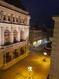 Vue de nuit de la chambre