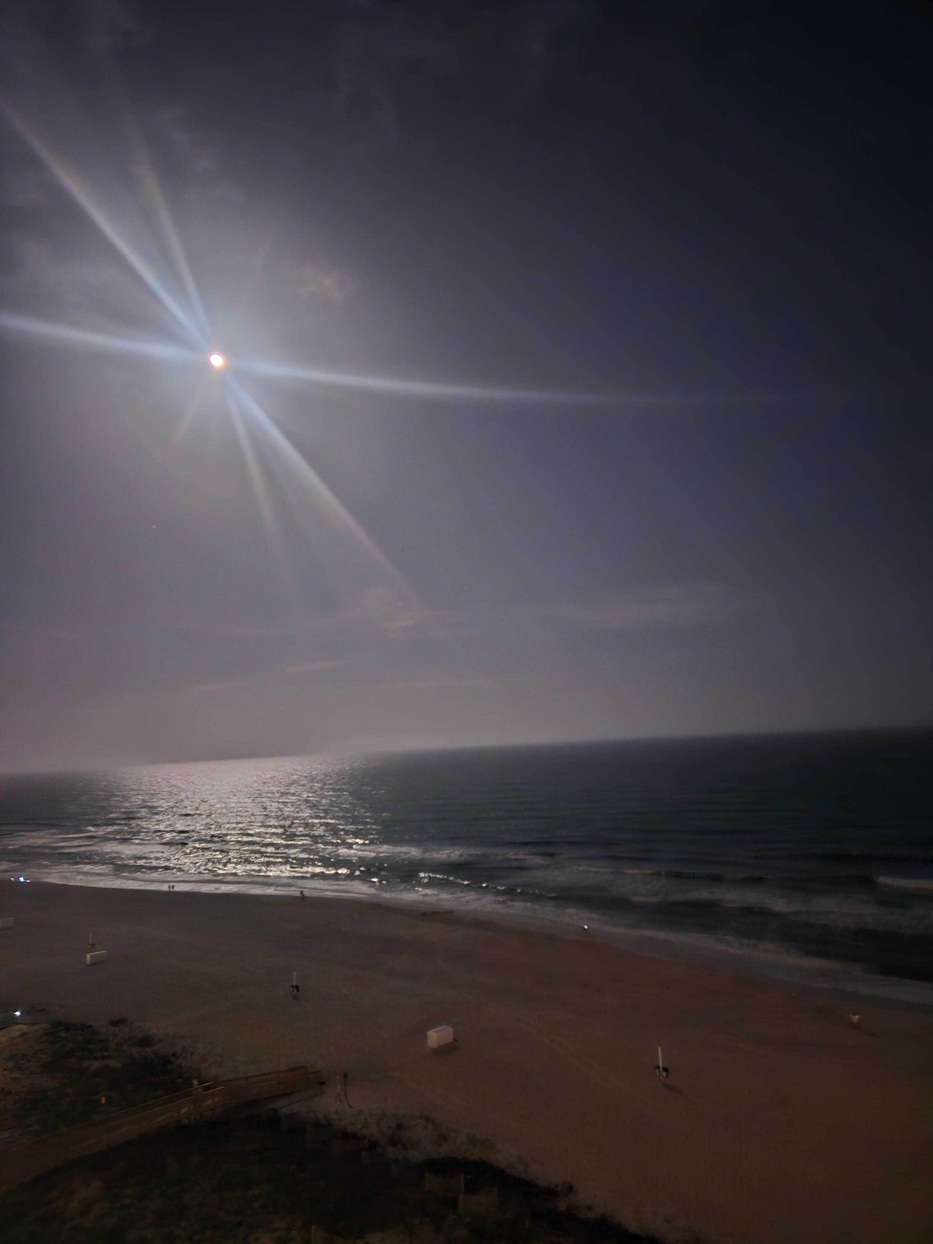 The moon was just a beautiful as the sun 