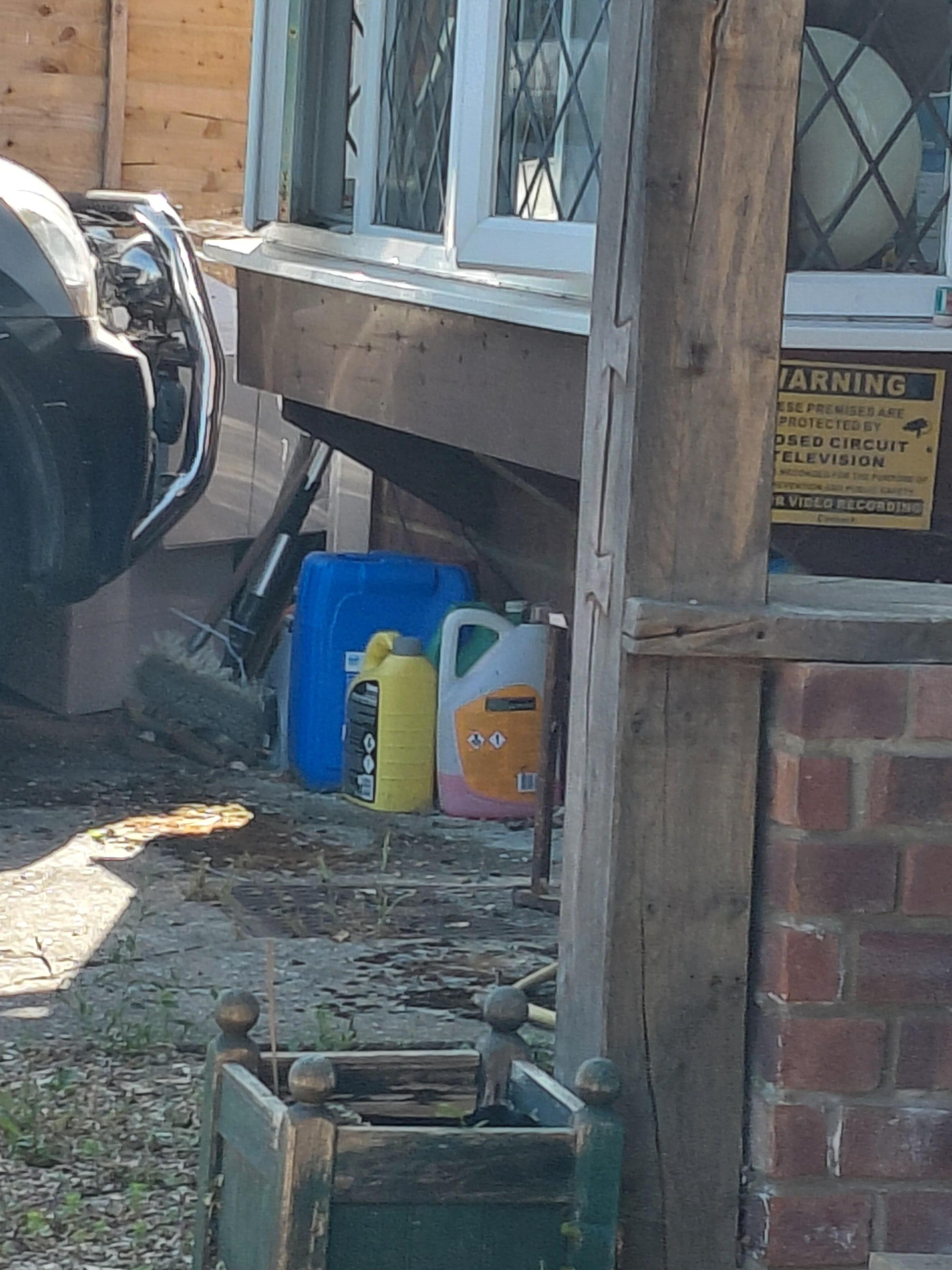 Outside clutter 