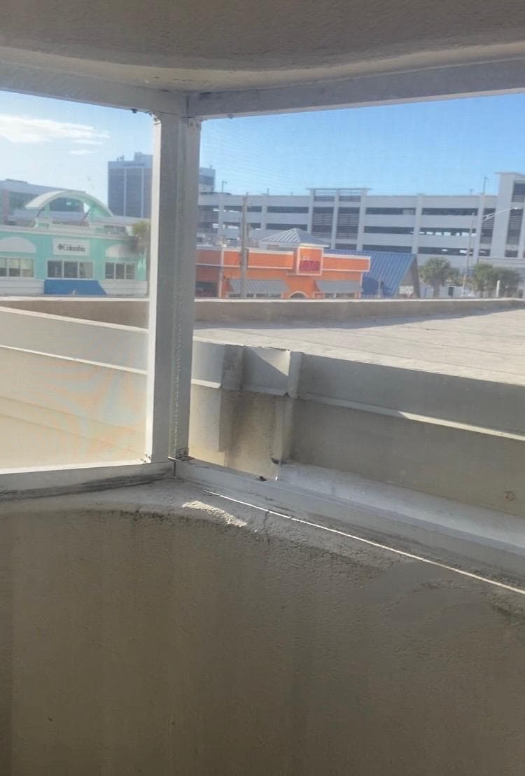 Balcony view of wall