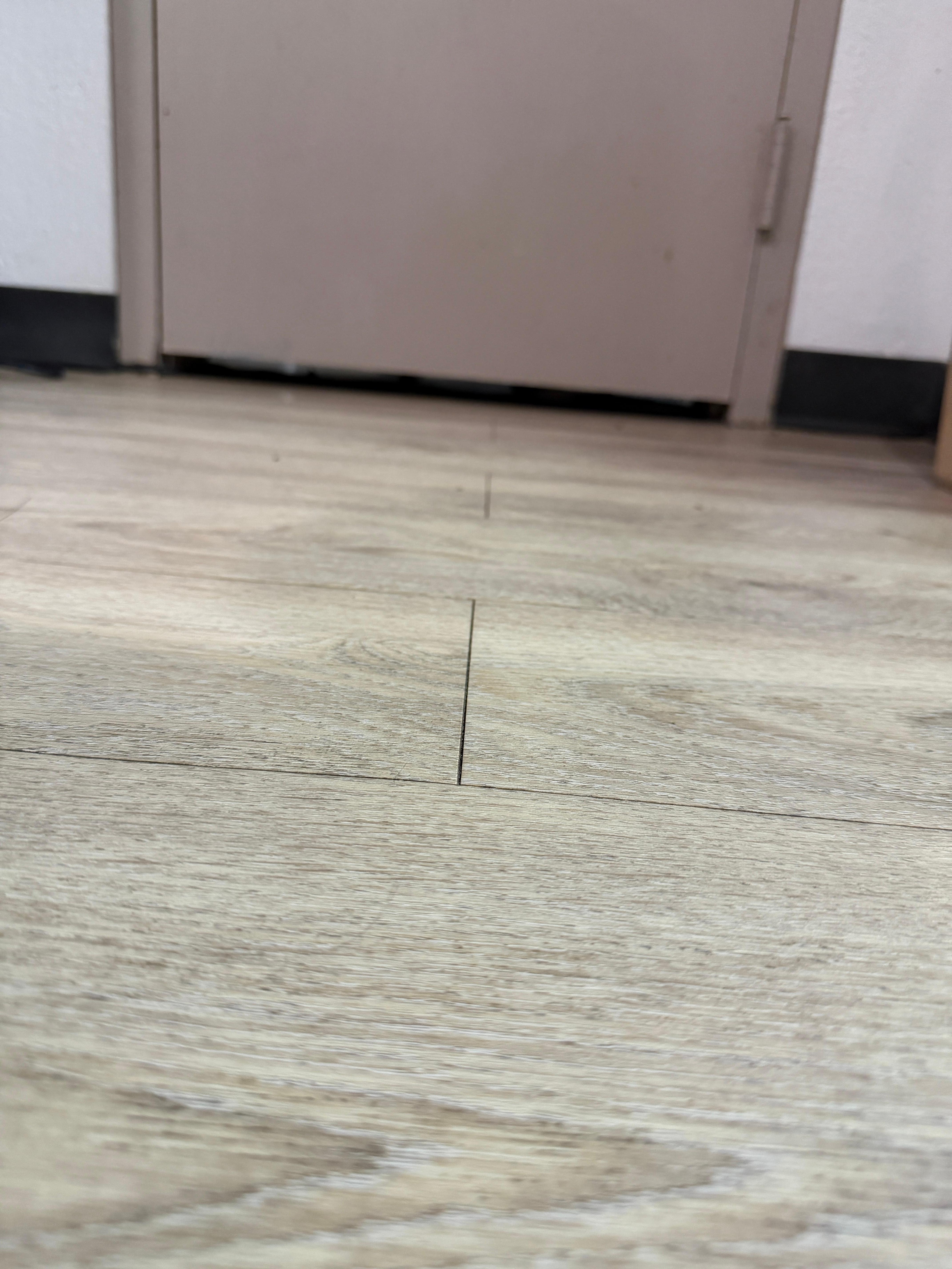 Door Gap between rooms