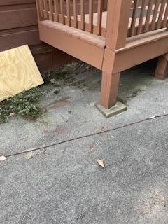 cable stretched across entry, be careful!