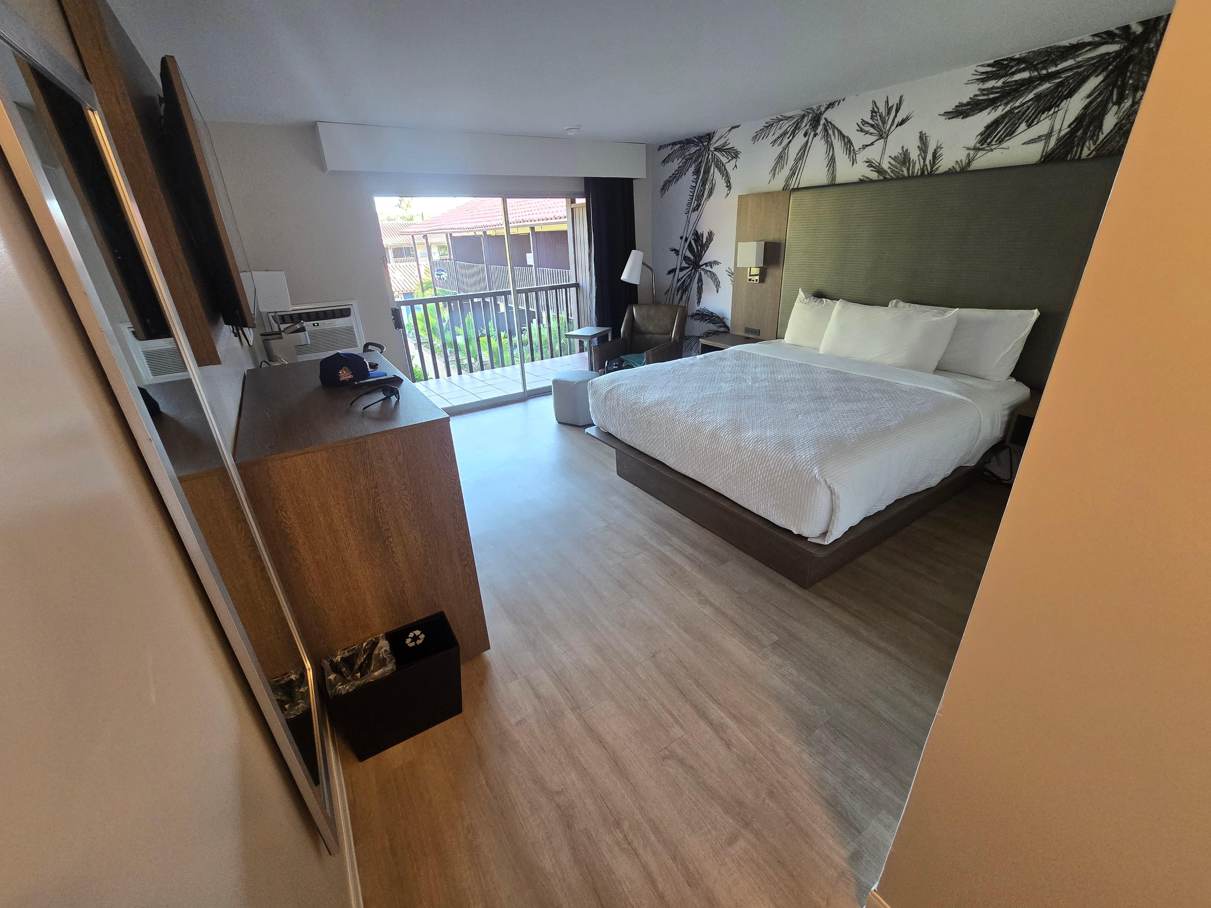 Loved the room very clean and peaceful 