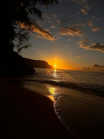 Sunset at hideaway beach