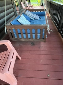 Staines under the swing cushioned need to be cleaned