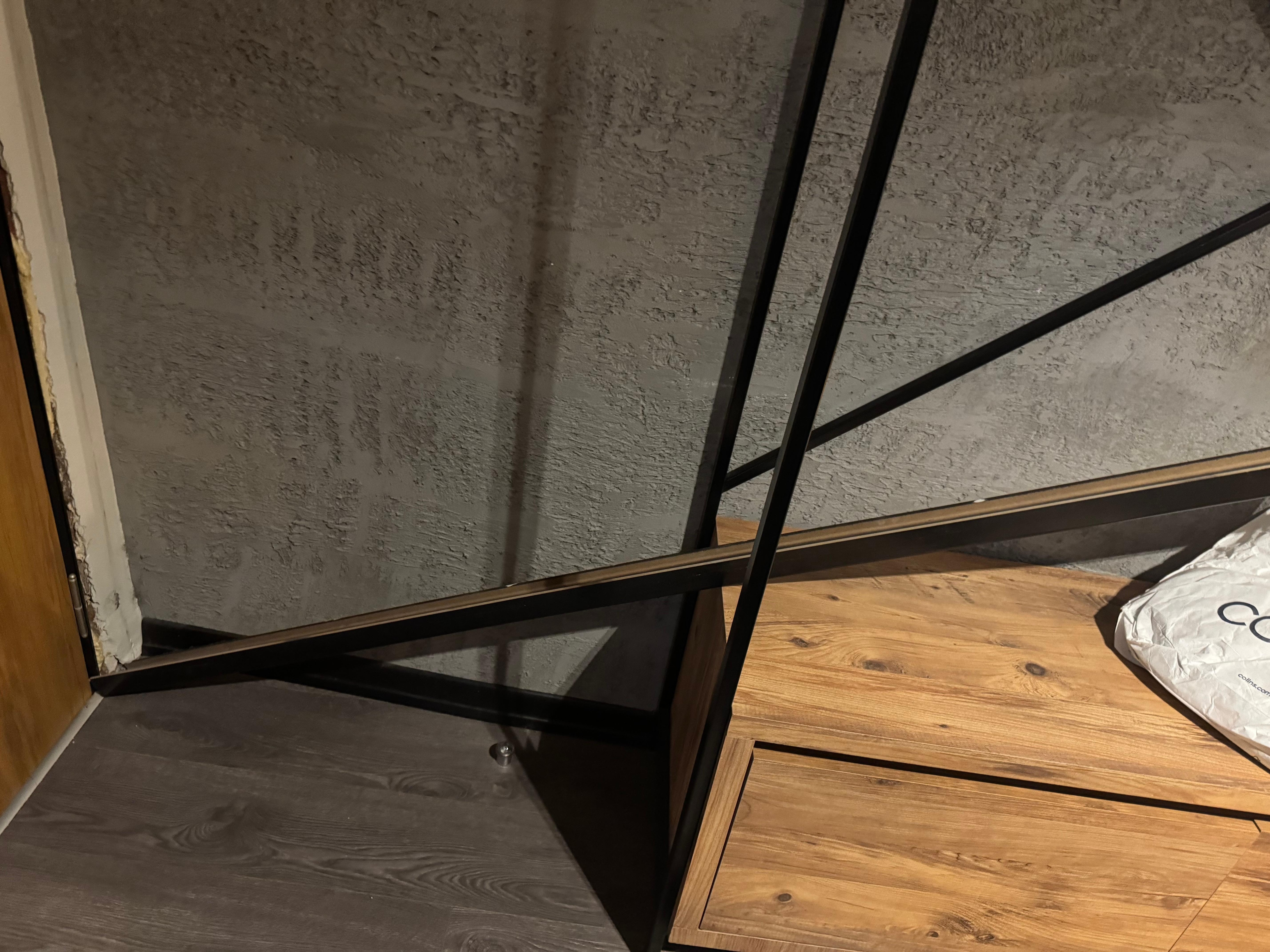 Door wooden frame fell down upon closing the door 😂