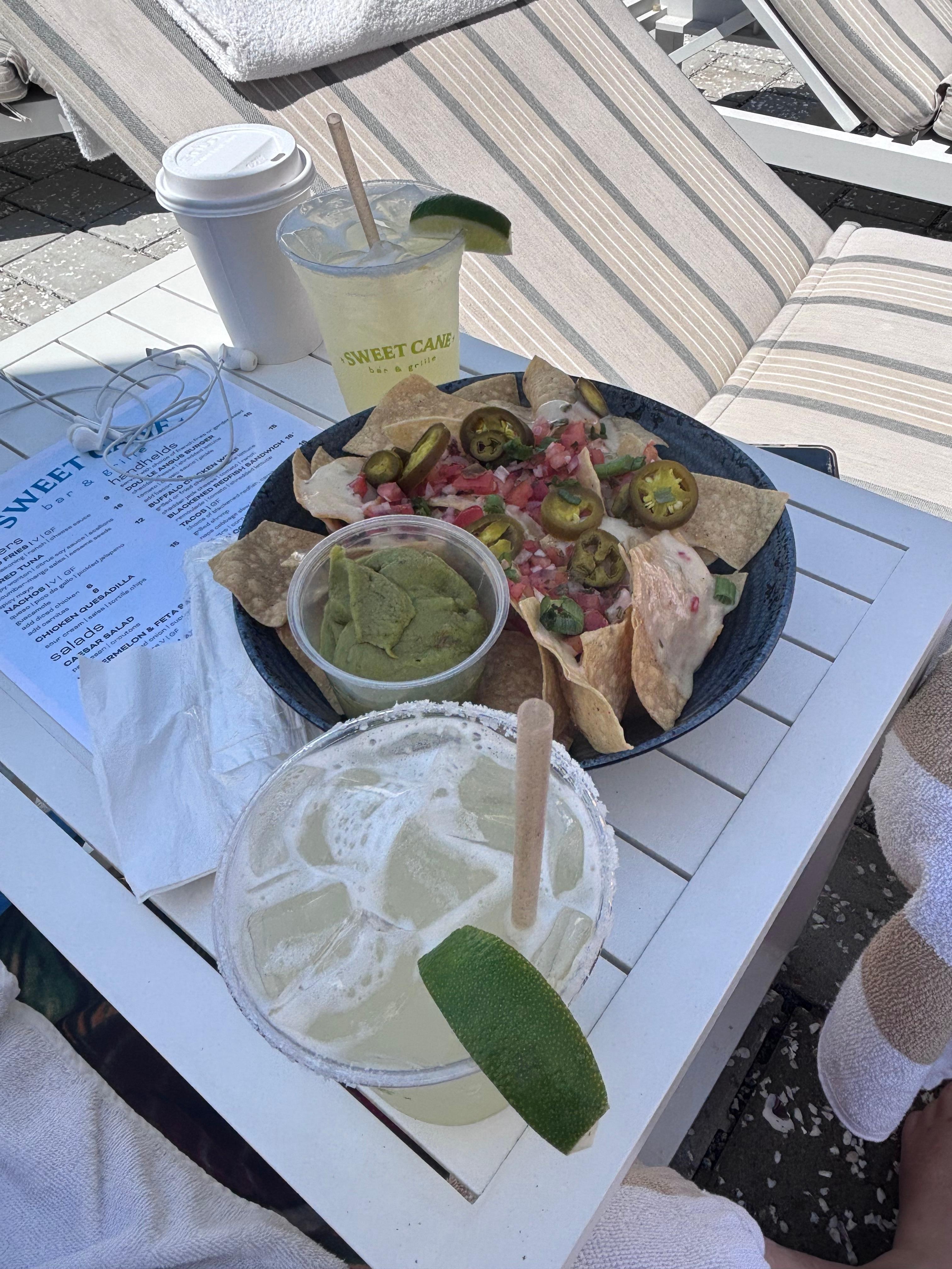 Adult pool - snacks & drinks!!