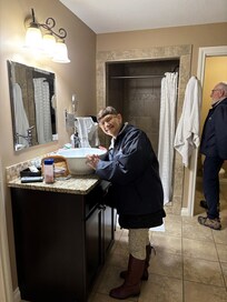The bathroom sink is so tall my tiny mom had a bit of a struggle. 😅