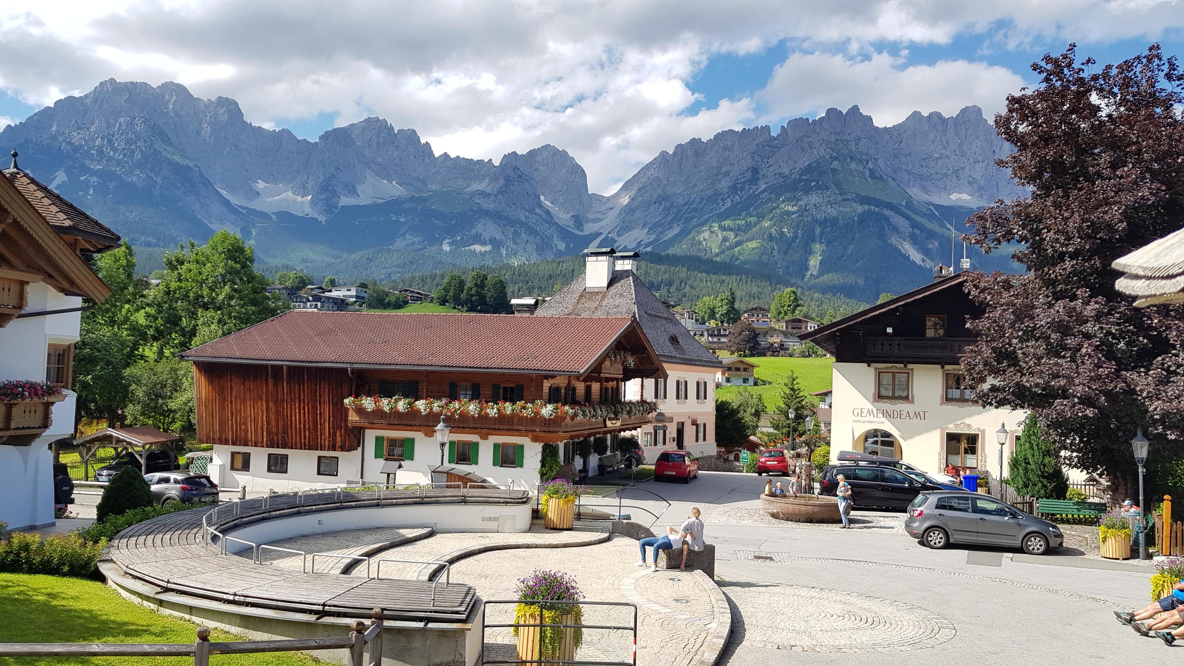 Going Dorfplatz 500m entfernt.
Blick auf das Ellmauer Tor.