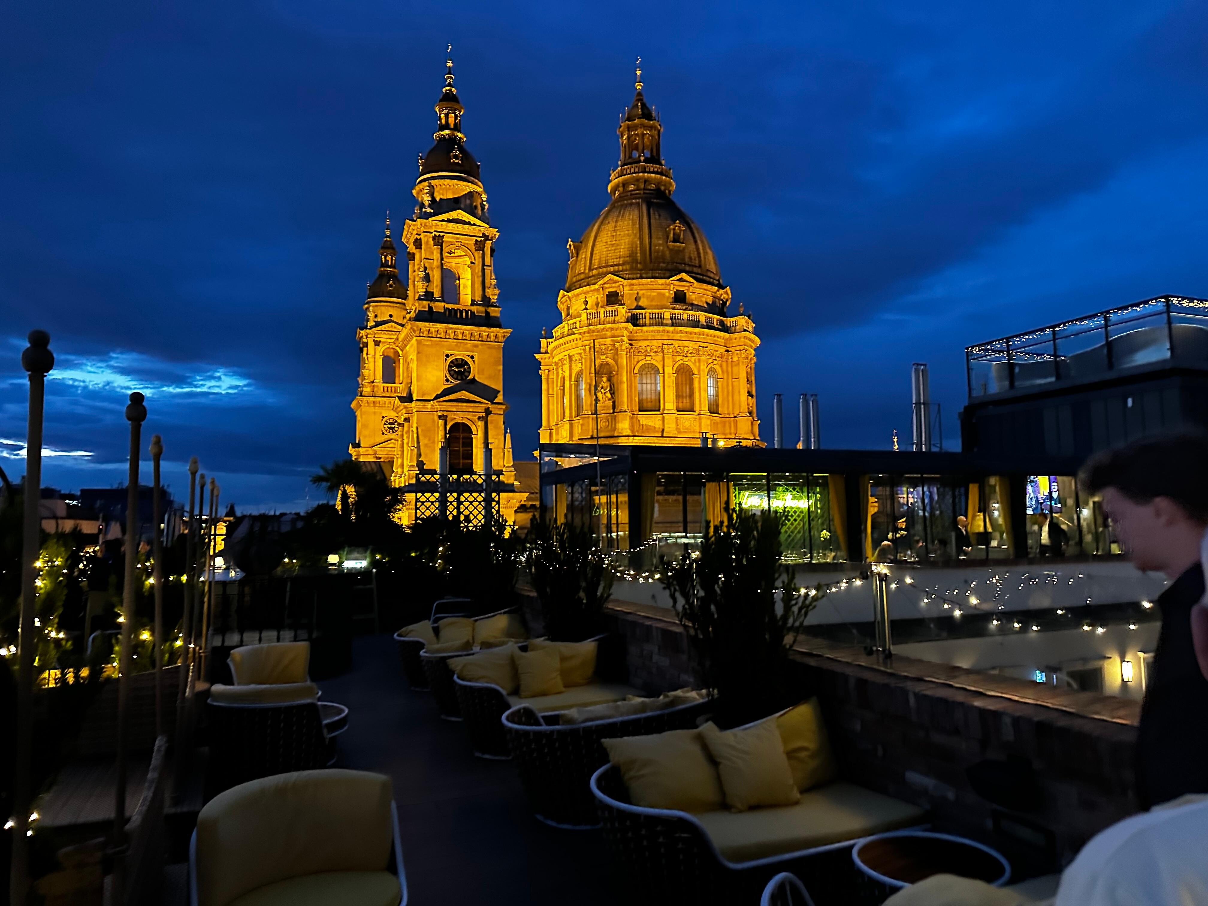 Skybar is gorgeous at night!