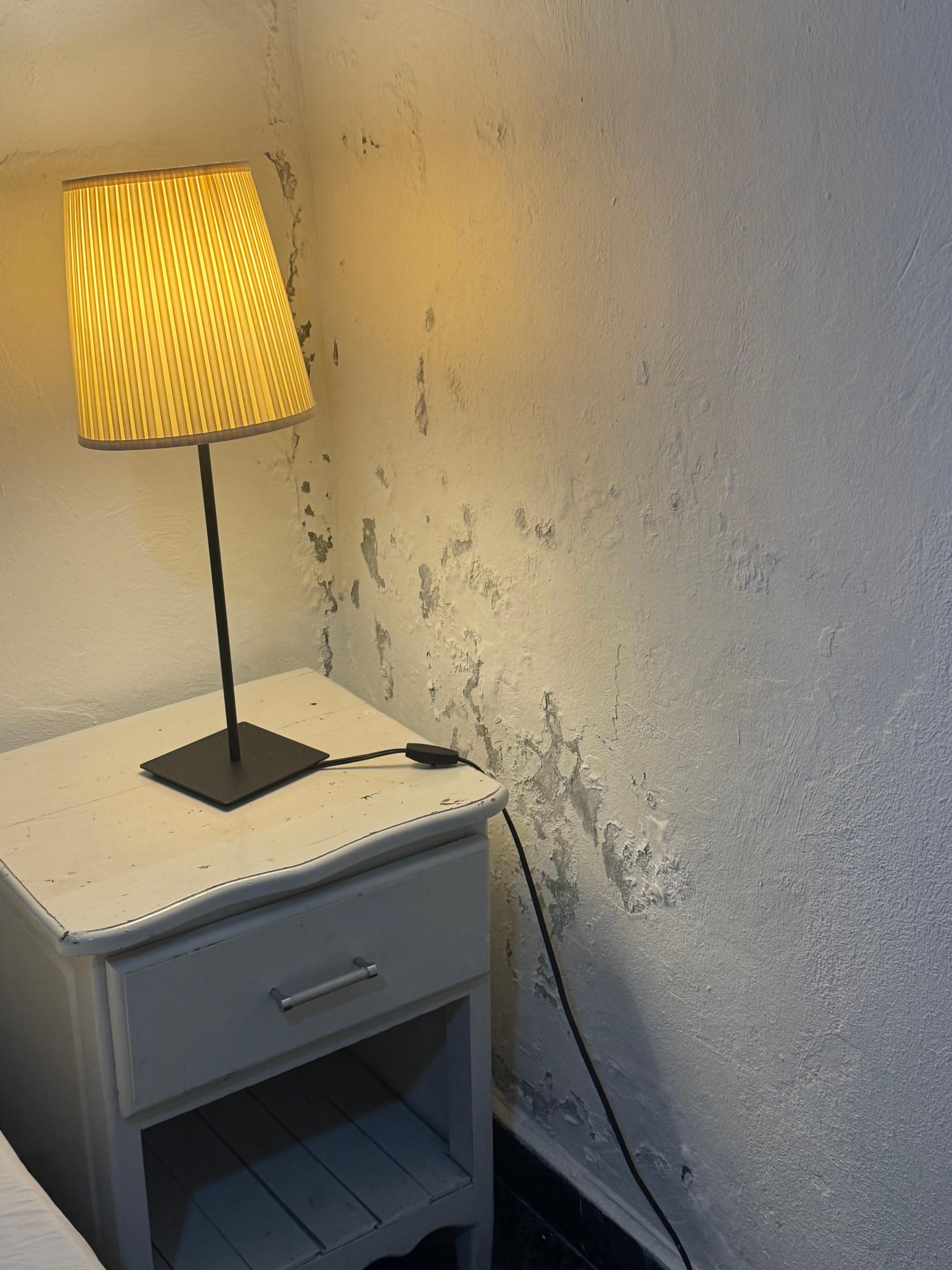 La humedad y el polvo era pésimos. No lo recomiendo para nada!