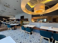 Restaurant / Bar