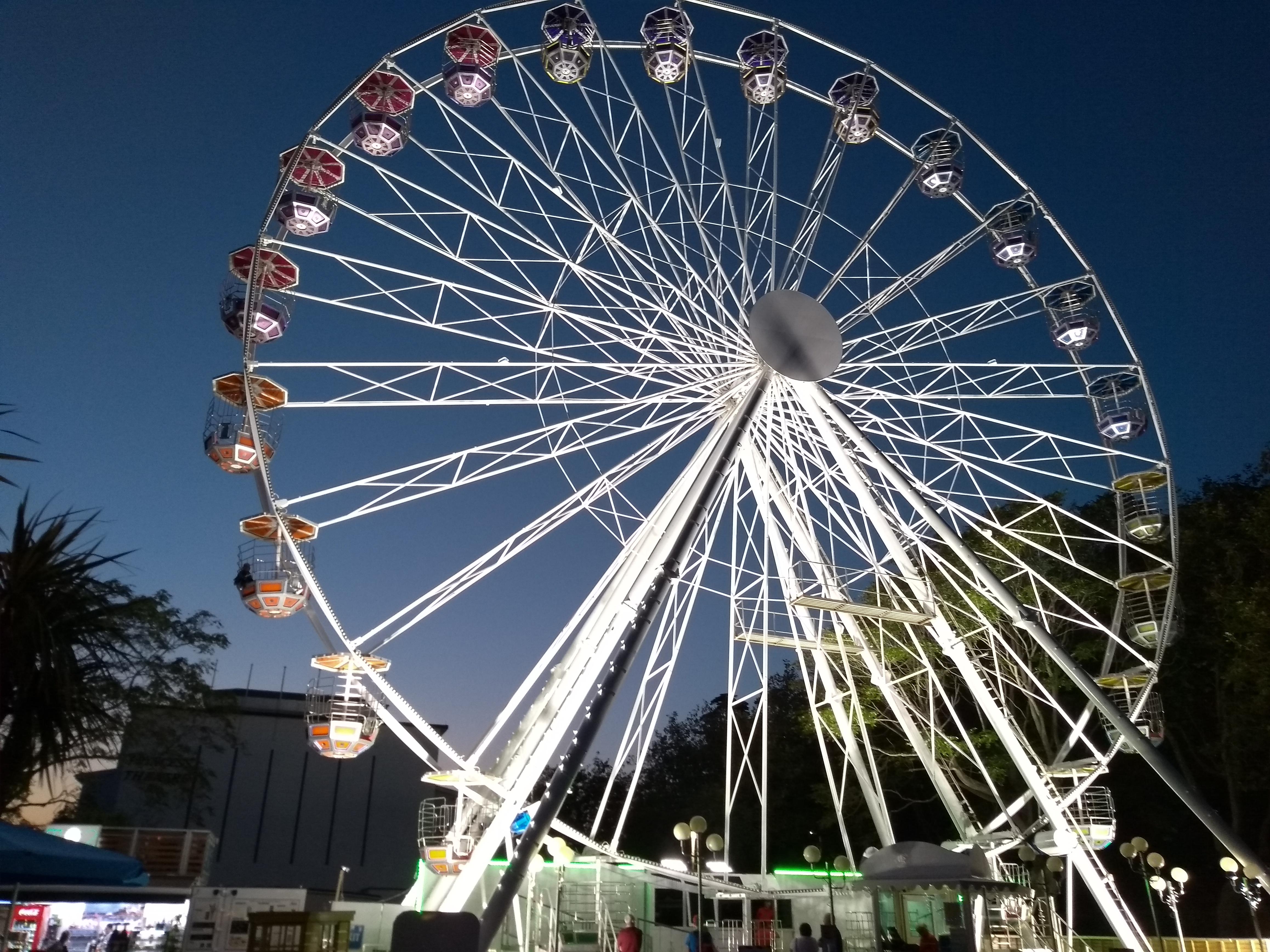 Wheel at night