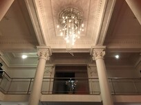 Lustre du hall