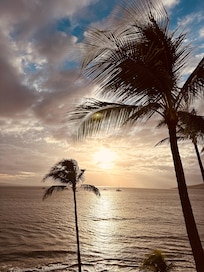 Another December Maui sunset