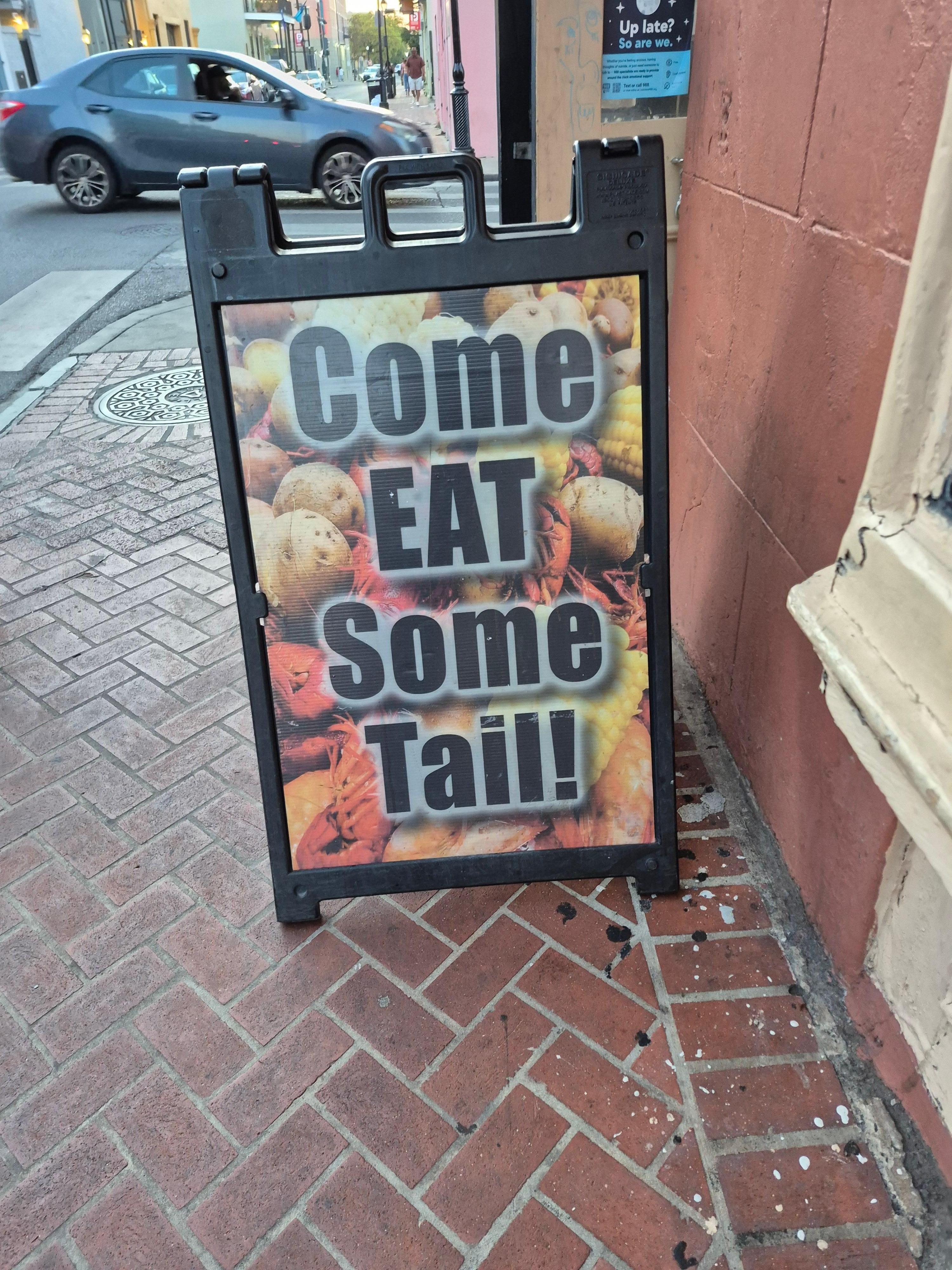 Eat a little seafood with humor