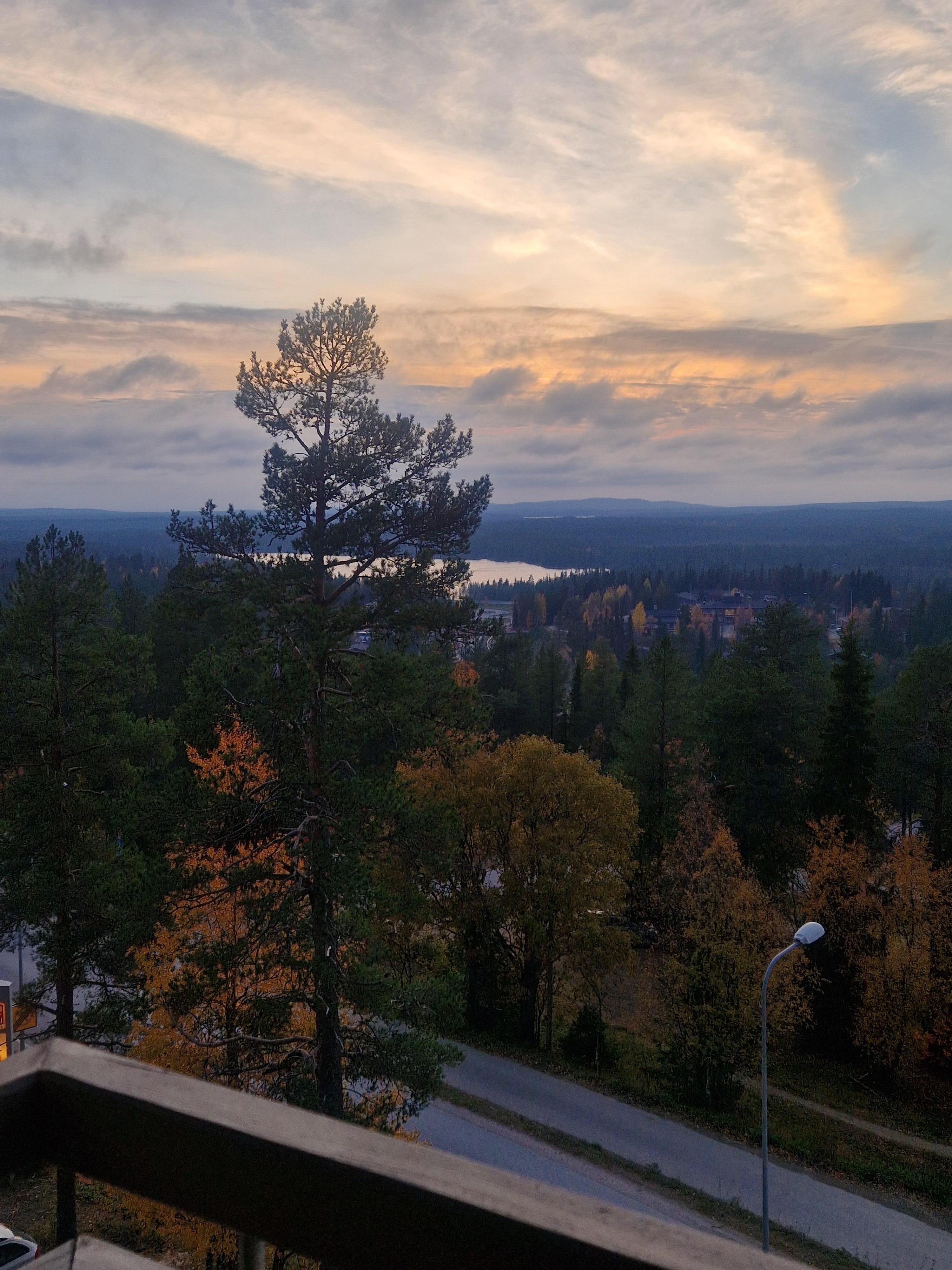 Näkymä parvekkeelta.