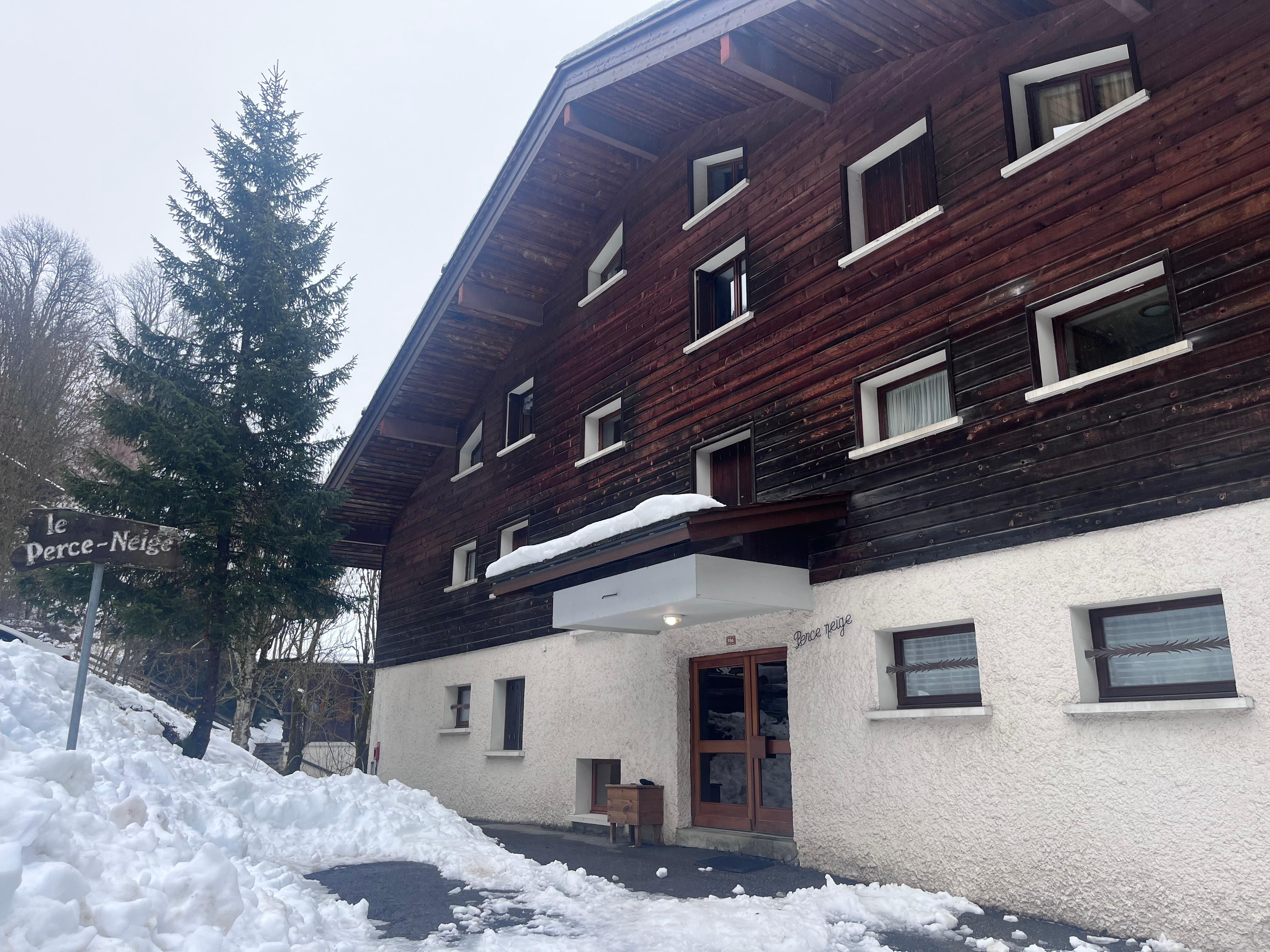 Able to park two cars outside, despite busy half term week.