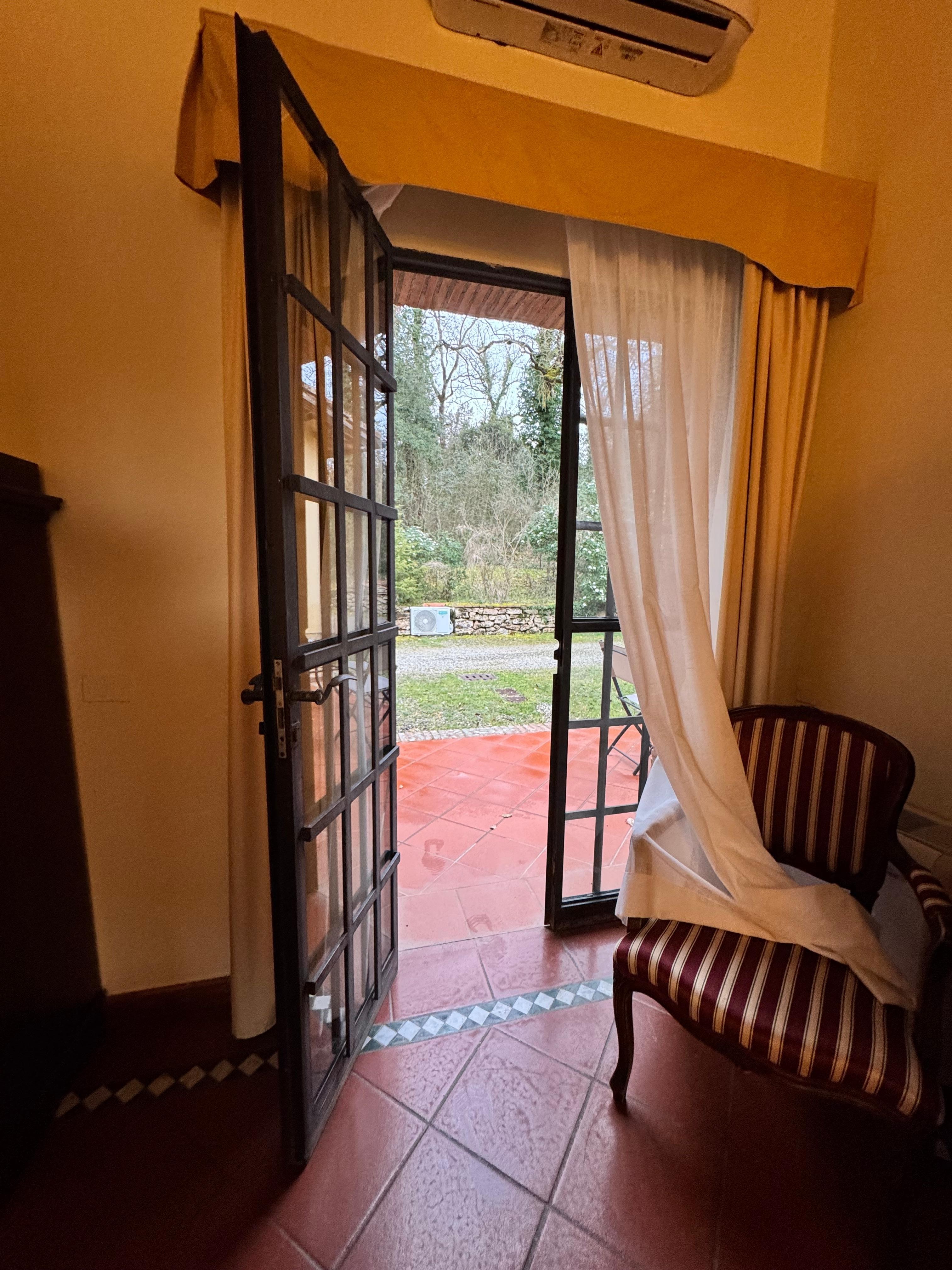 King room back patio door