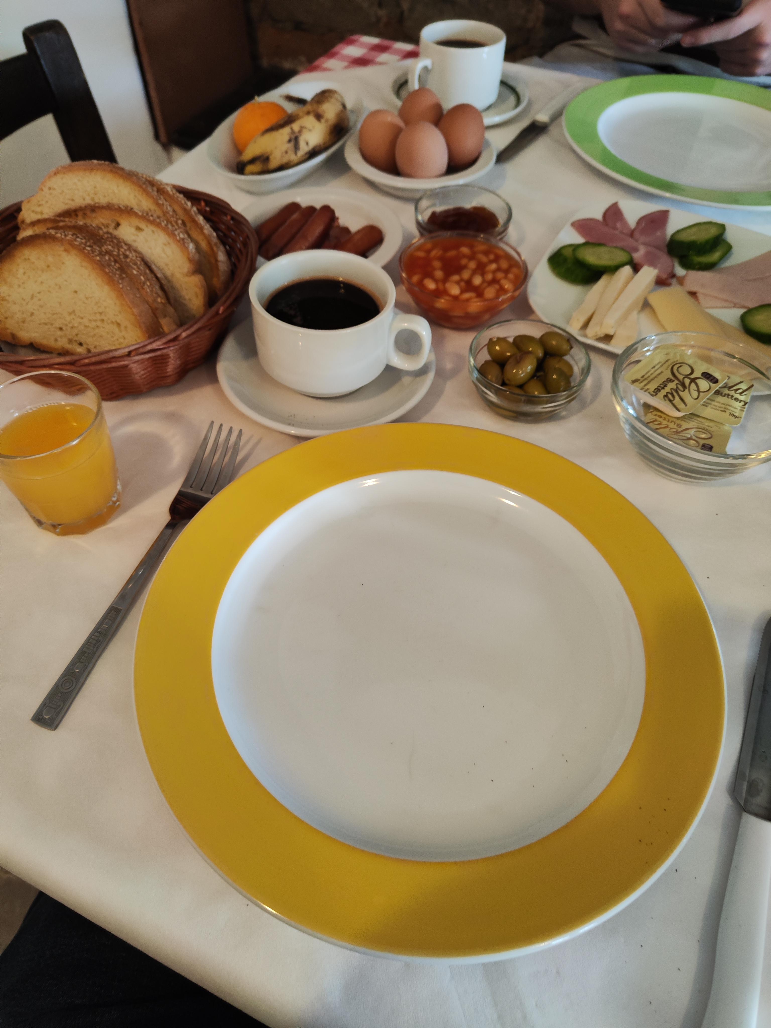 The included breakfast spread, very tasty!