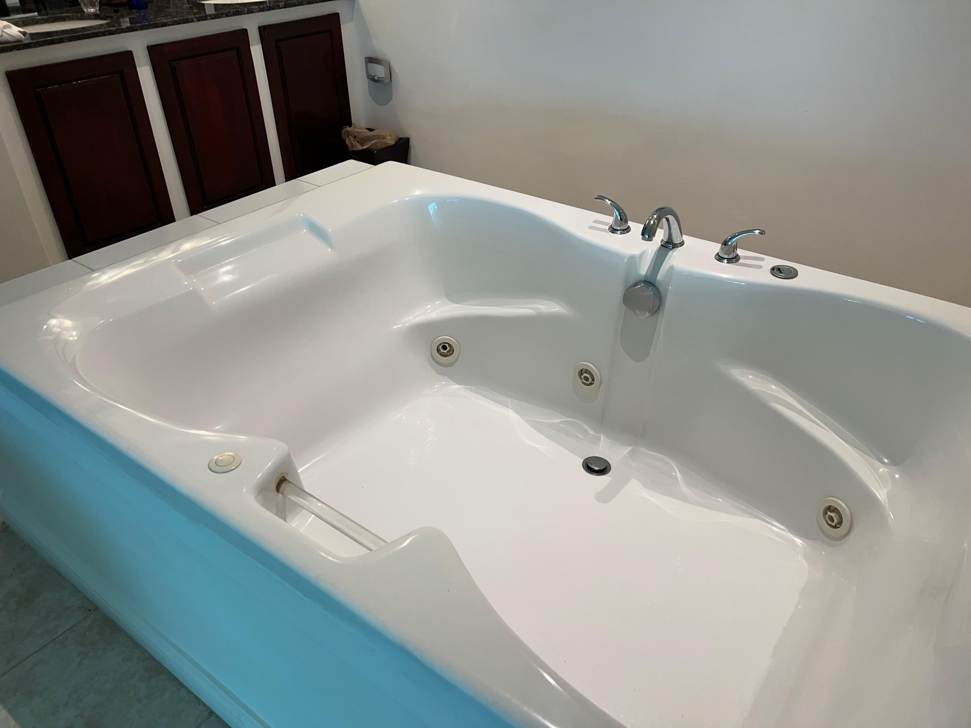 Bathtub that does not fill