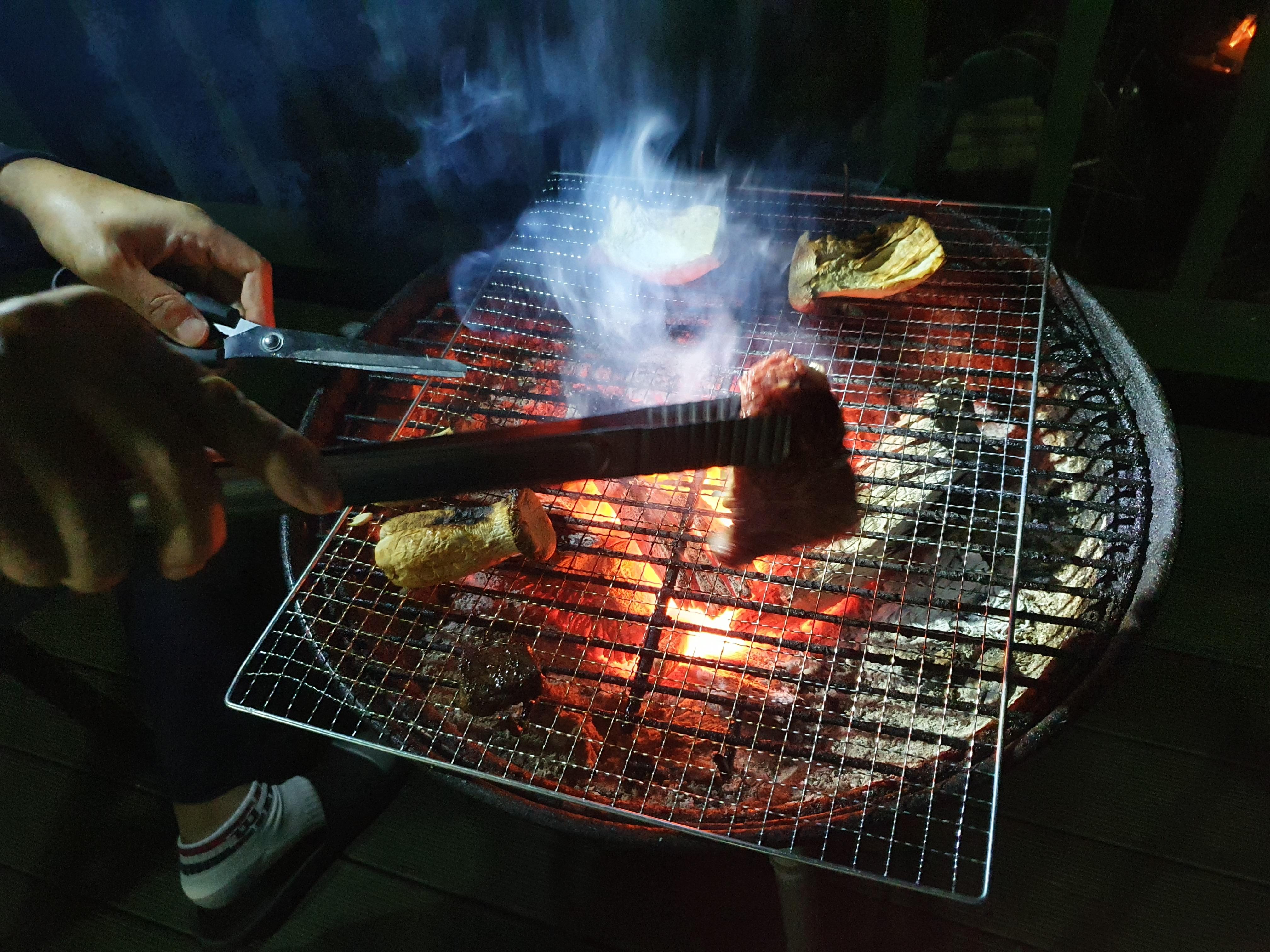 고기가 너무 맛있다