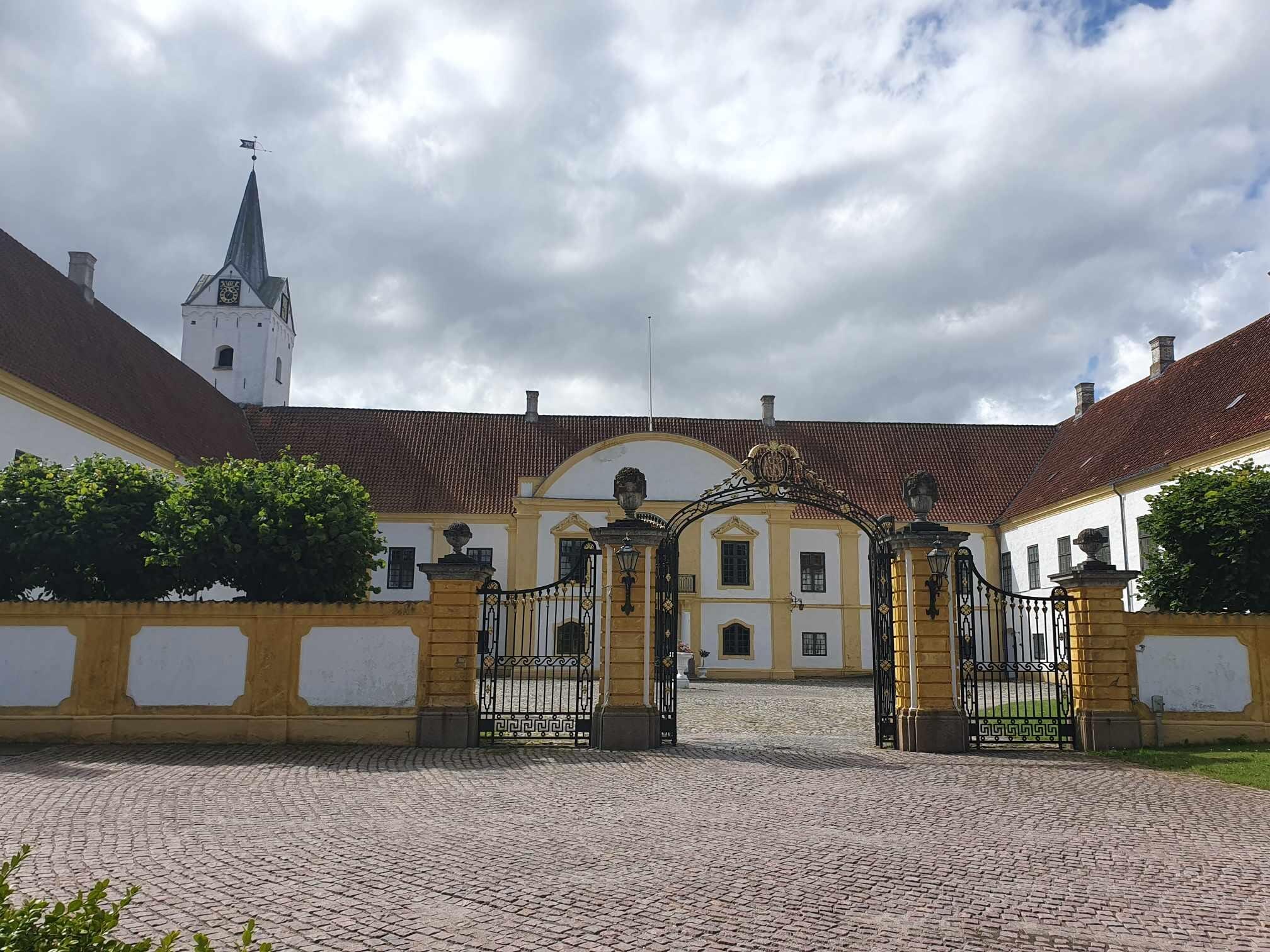 Dronninglund slott