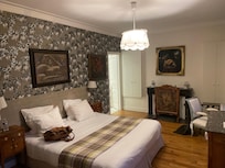 Chambre Glycine super cosy, très confortable et hyper calme !!
