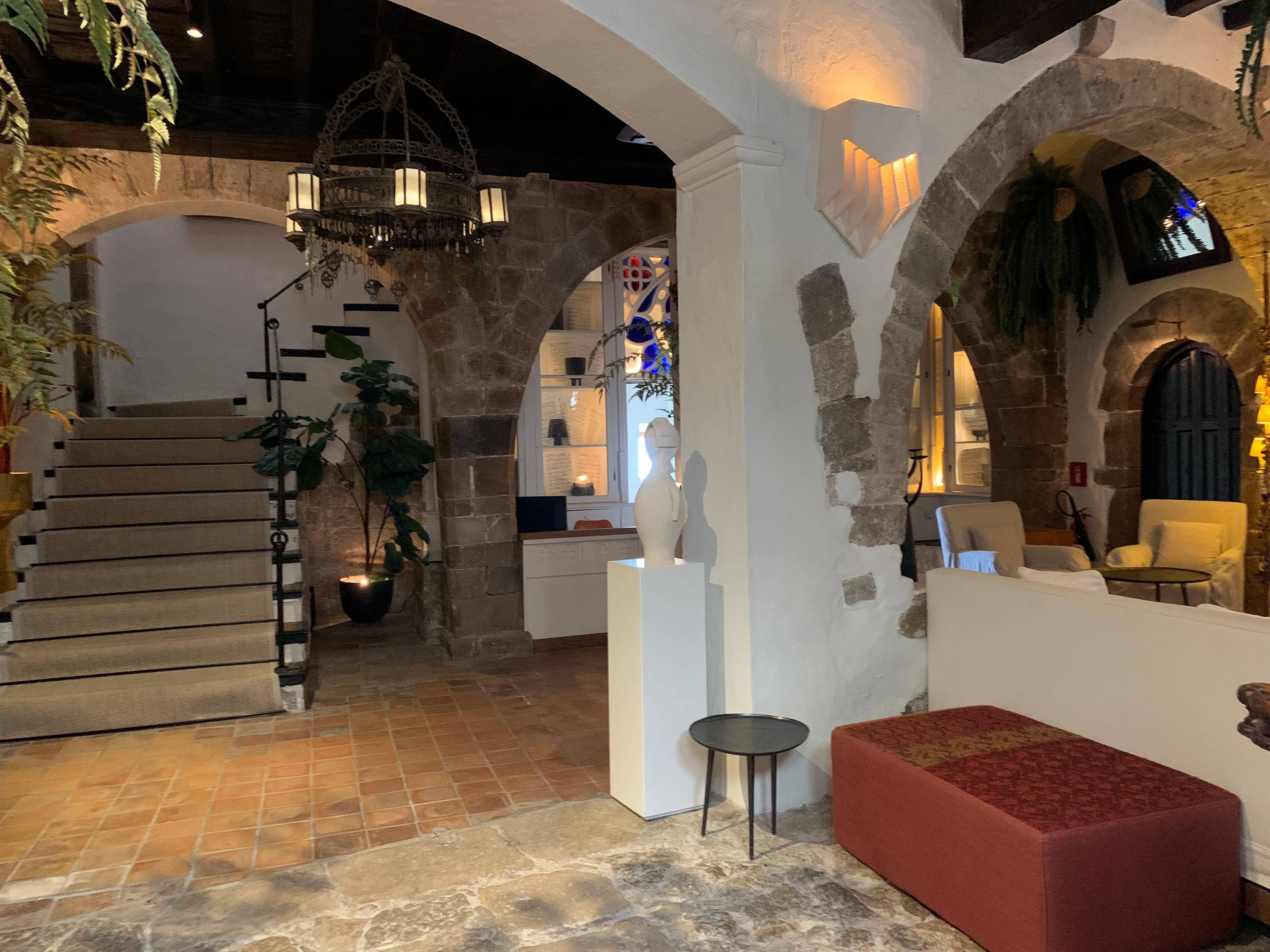The reception in T annex.