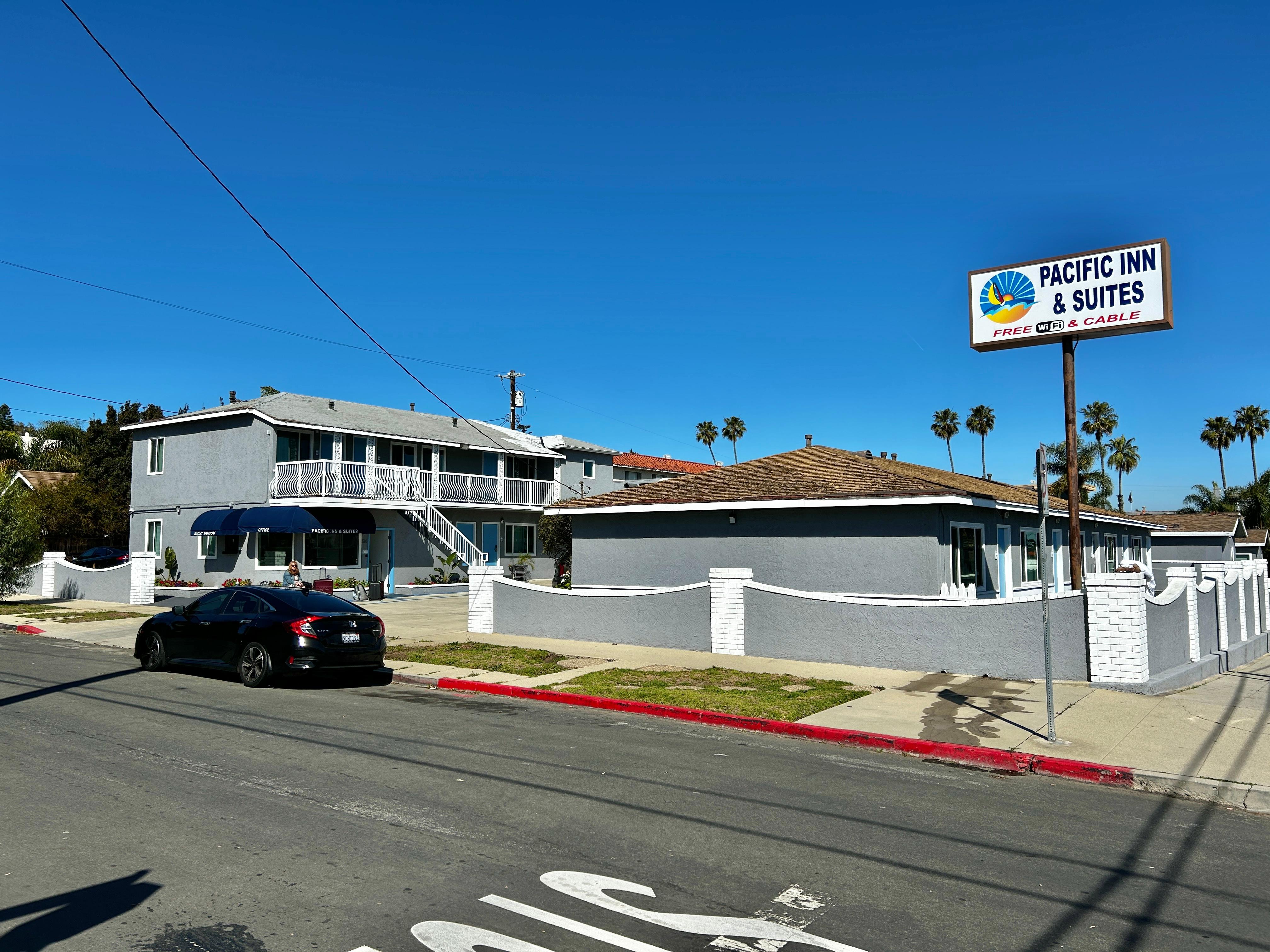 Street view of hotel 