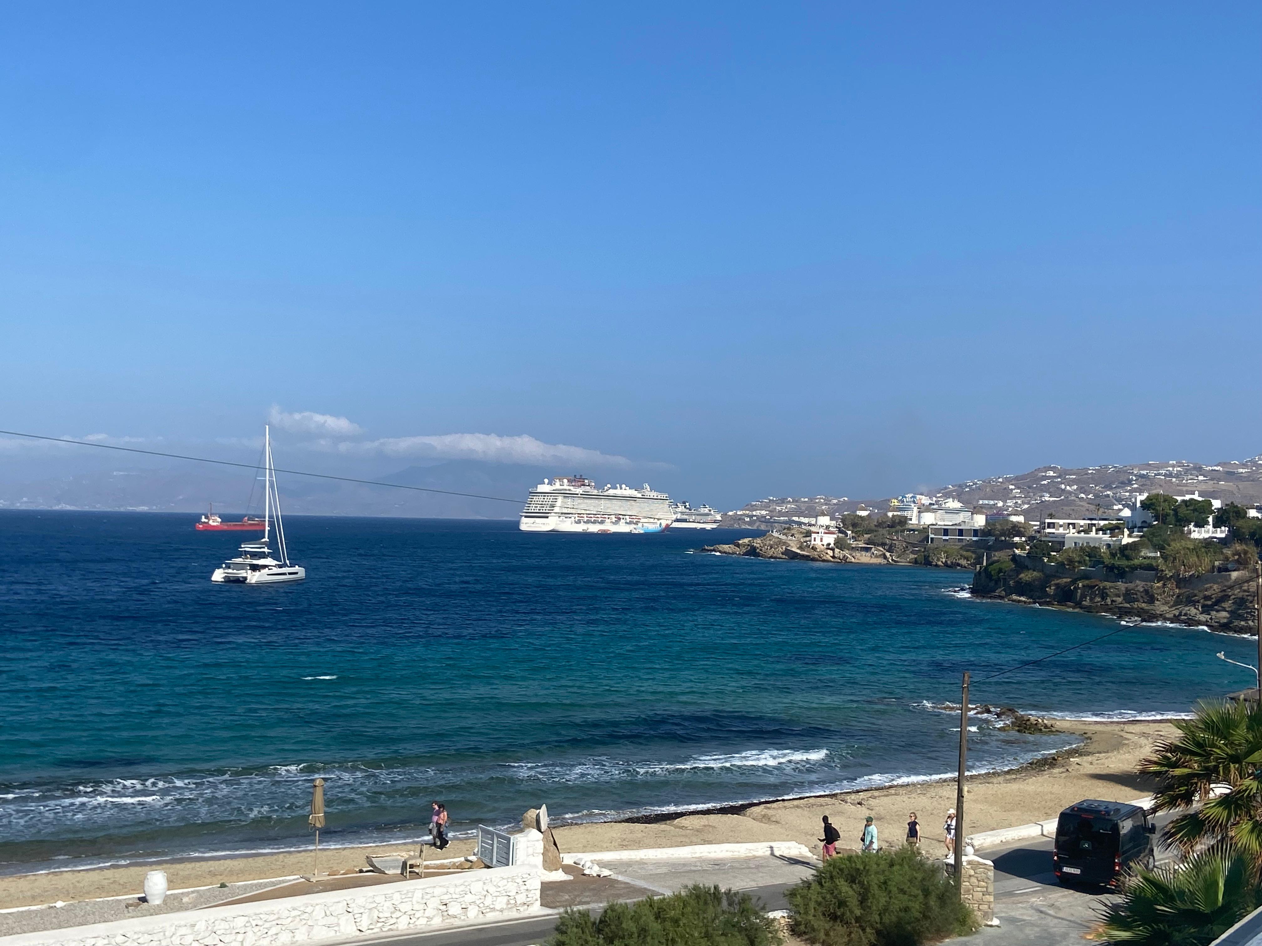 Strand des Hotels