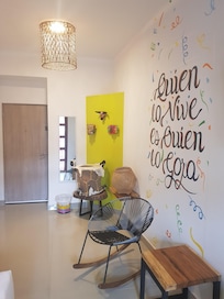 Ethnic Thematic Hotel