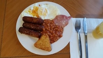 Breakfast 12 GBP