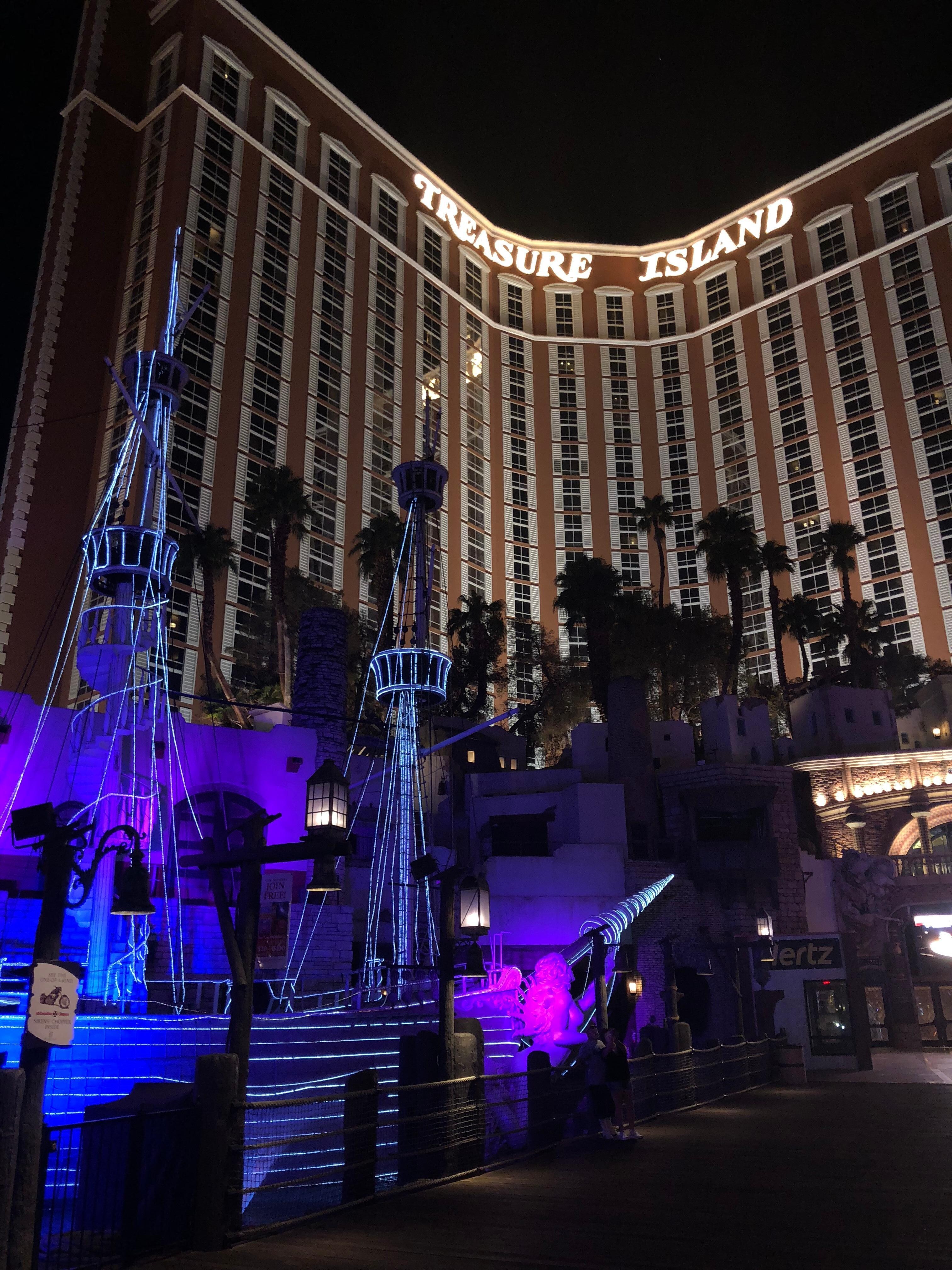 Book TI Treasure Island Hotel and Casino Las Vegas Hotel Deals