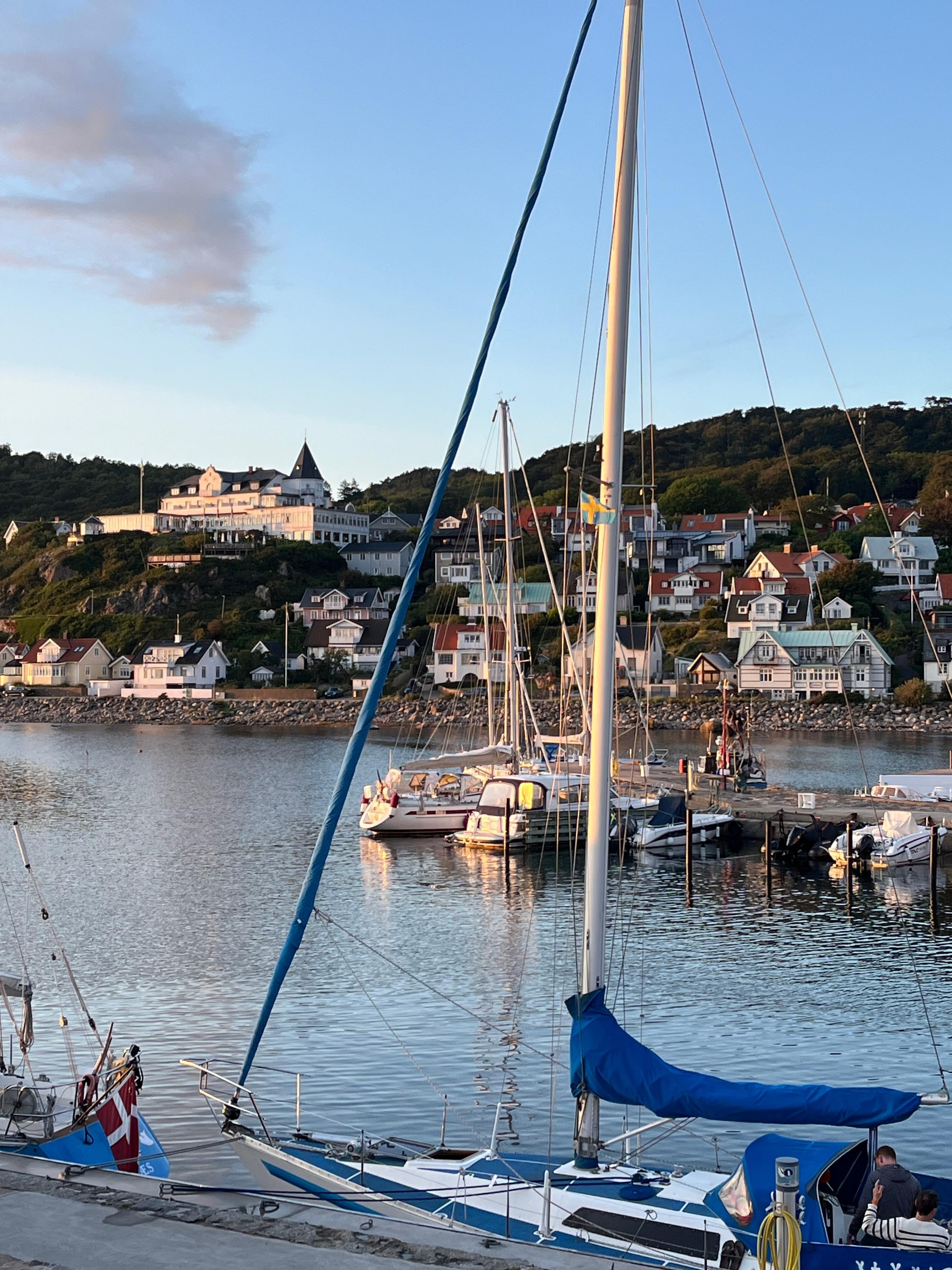 Från Salty Dog mot Grand hotell