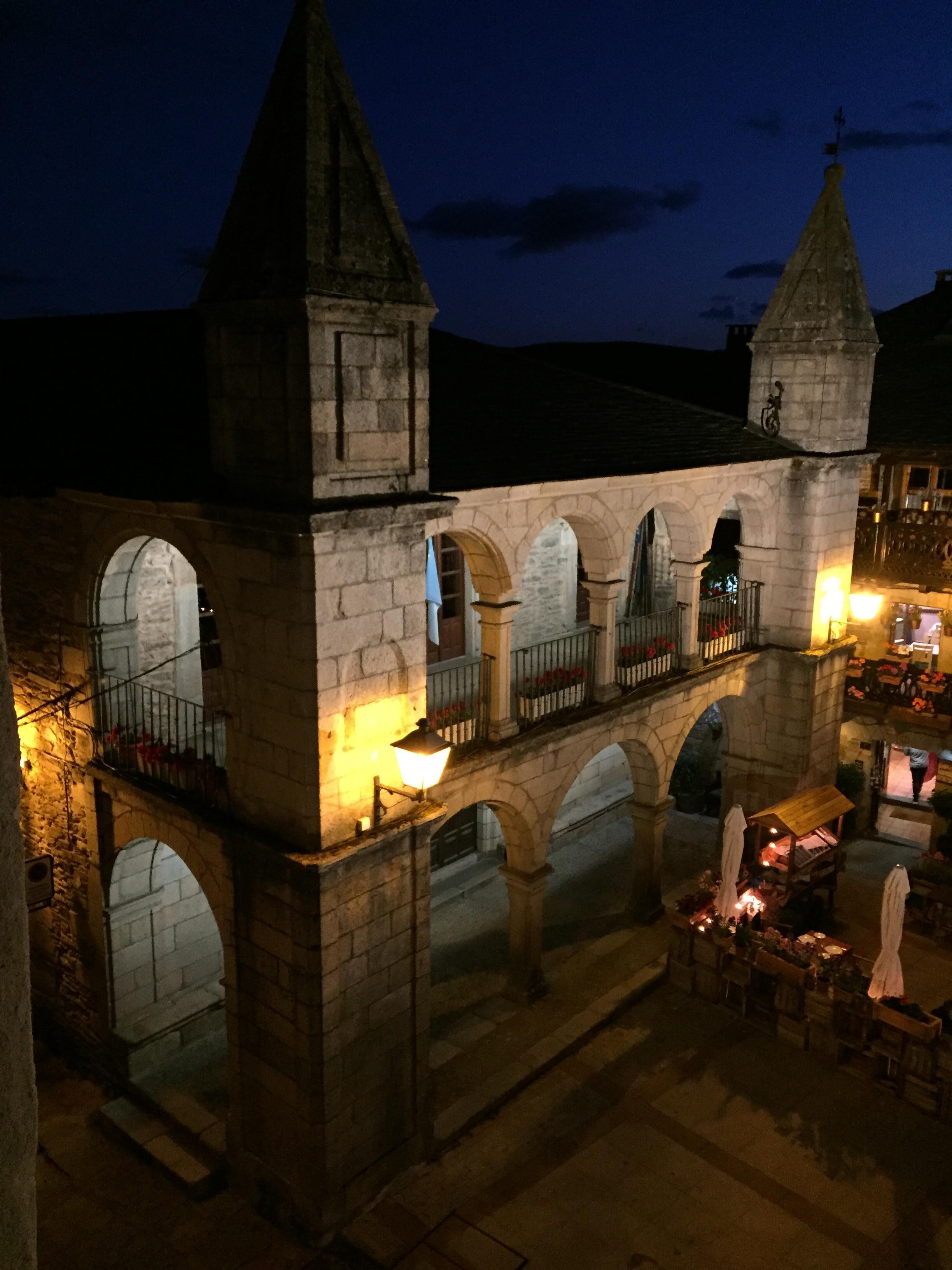 El ayuntamiento desde la ventana de la habitación