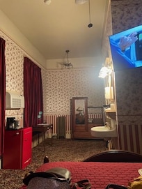 Vern Spencer Room