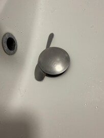 Had to use a spoon to keep the stopper up to be able to use the sink.
