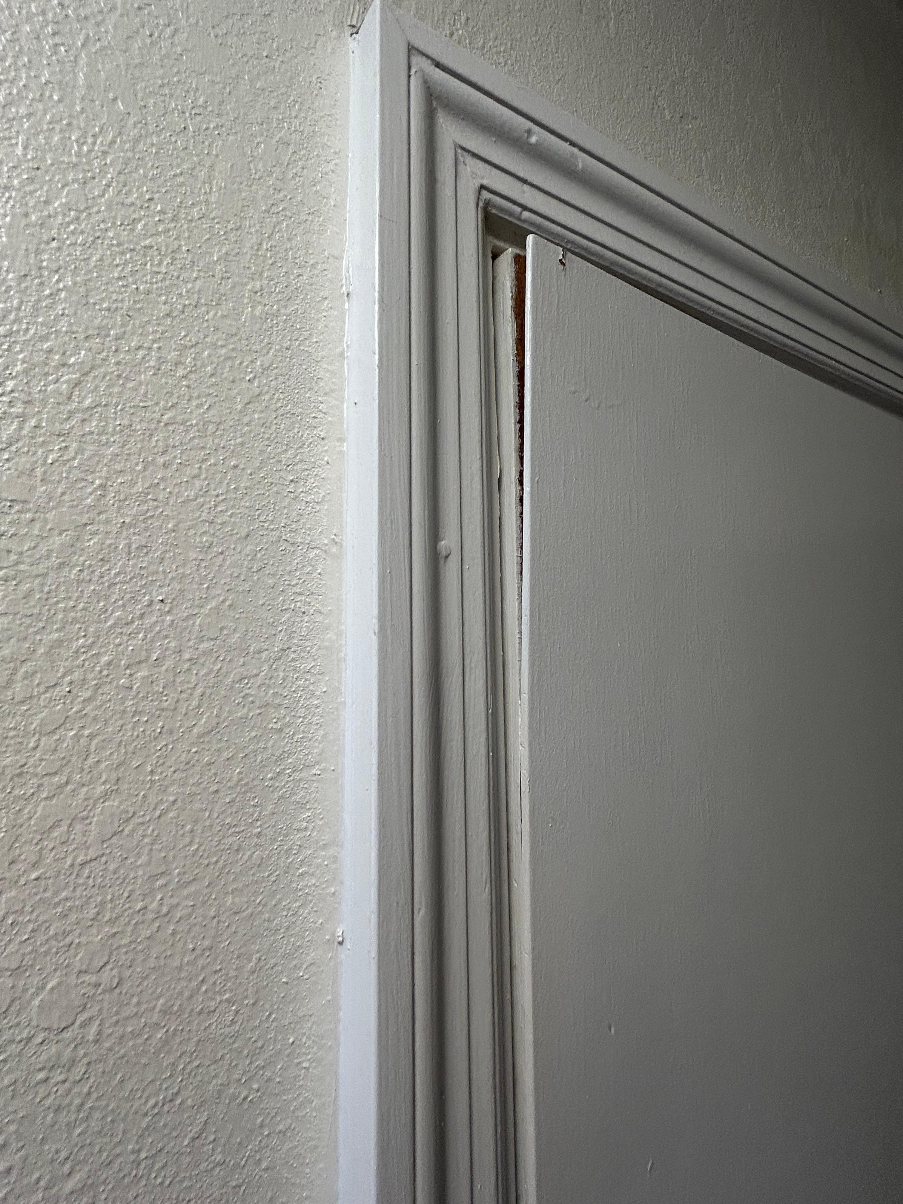 Connecting unit door - top