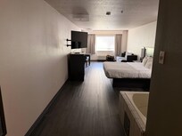 The king size room with the jetted tub.