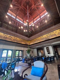 Palace lounge