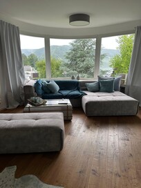 Jew of the living room