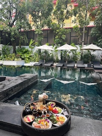 Floating breakfast only 450 Baht