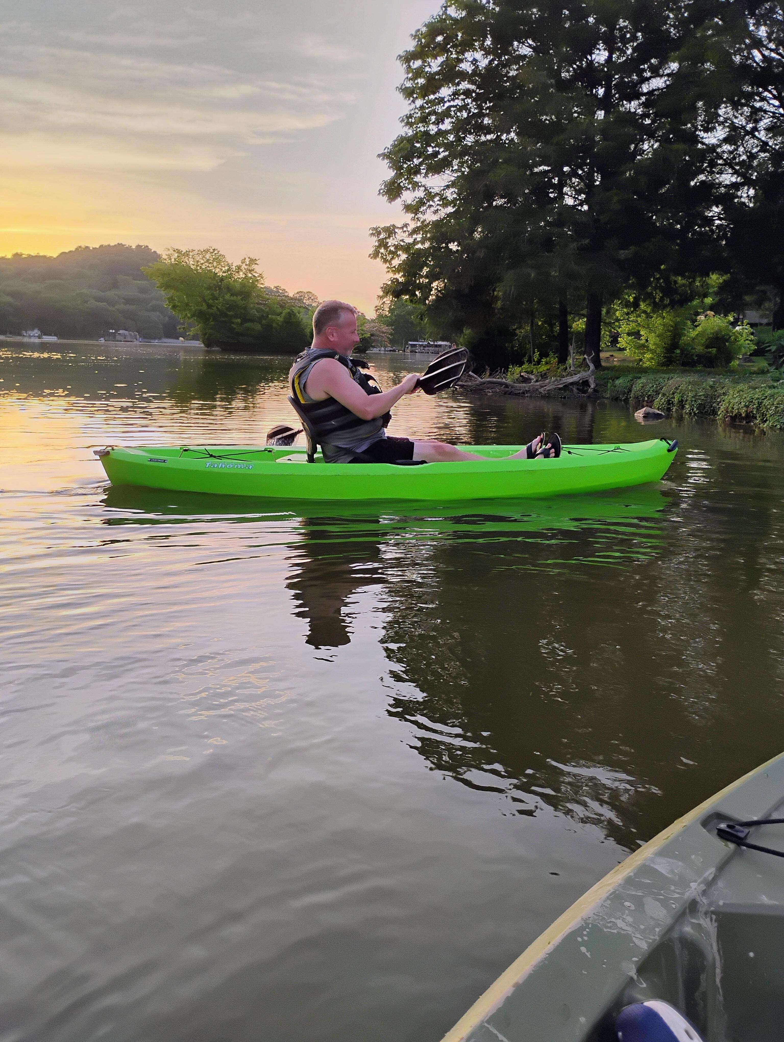 Kayaking on Lincoln lake at sunset