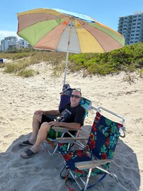 The host Rebecca provided all our beach equipment!