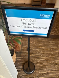 No actual lobby, front desk or concierge