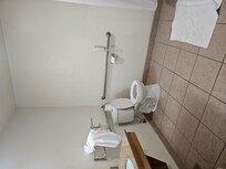 Spacious bathroom
