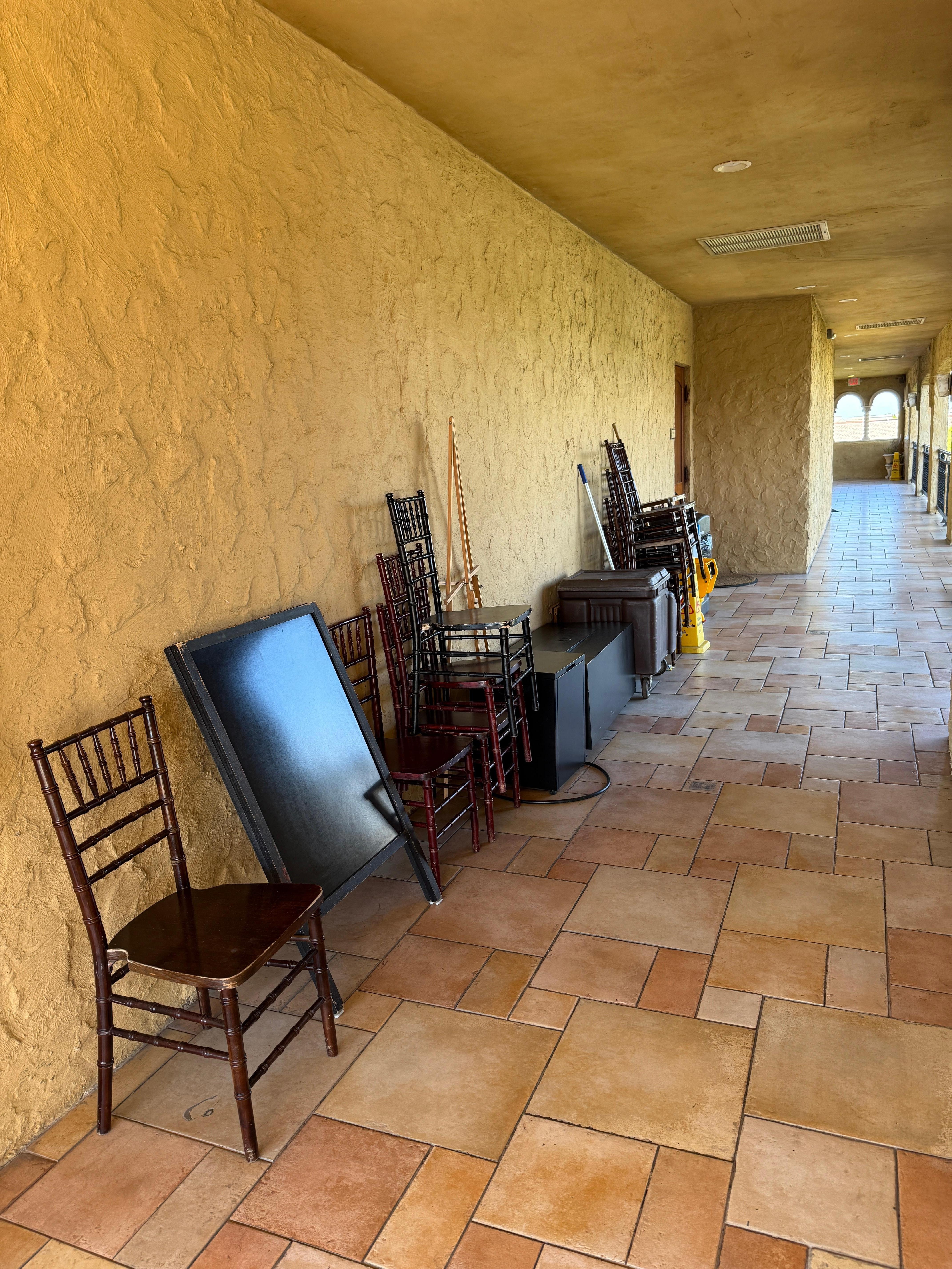 We stayed on the “Presidential Suite “ this the hall access, cleaned up, usually we had to walk past the trash from the restaurant also plus all the laundry carts further on. 