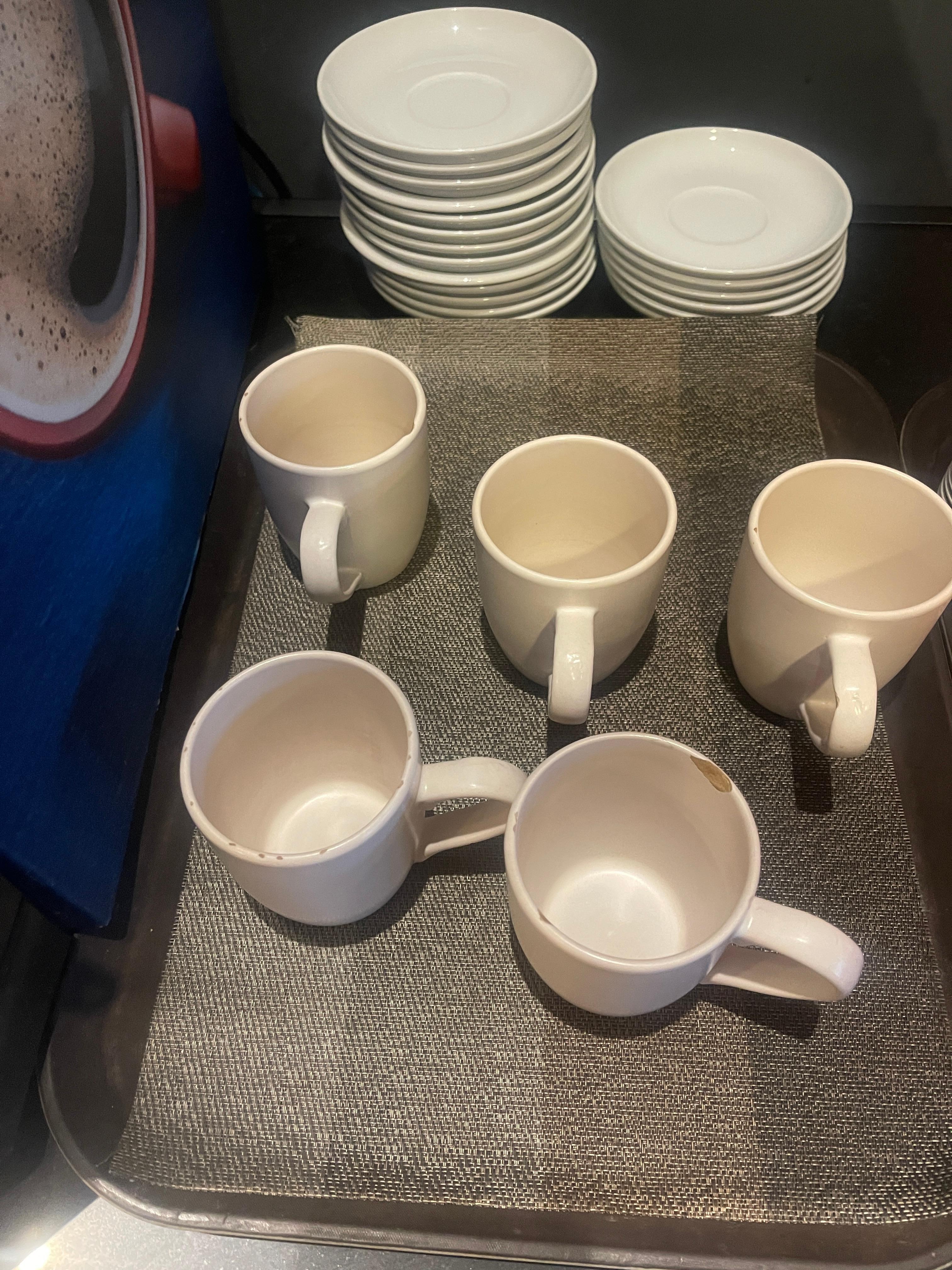 I flipped all 5 and 4 of them were chipped 