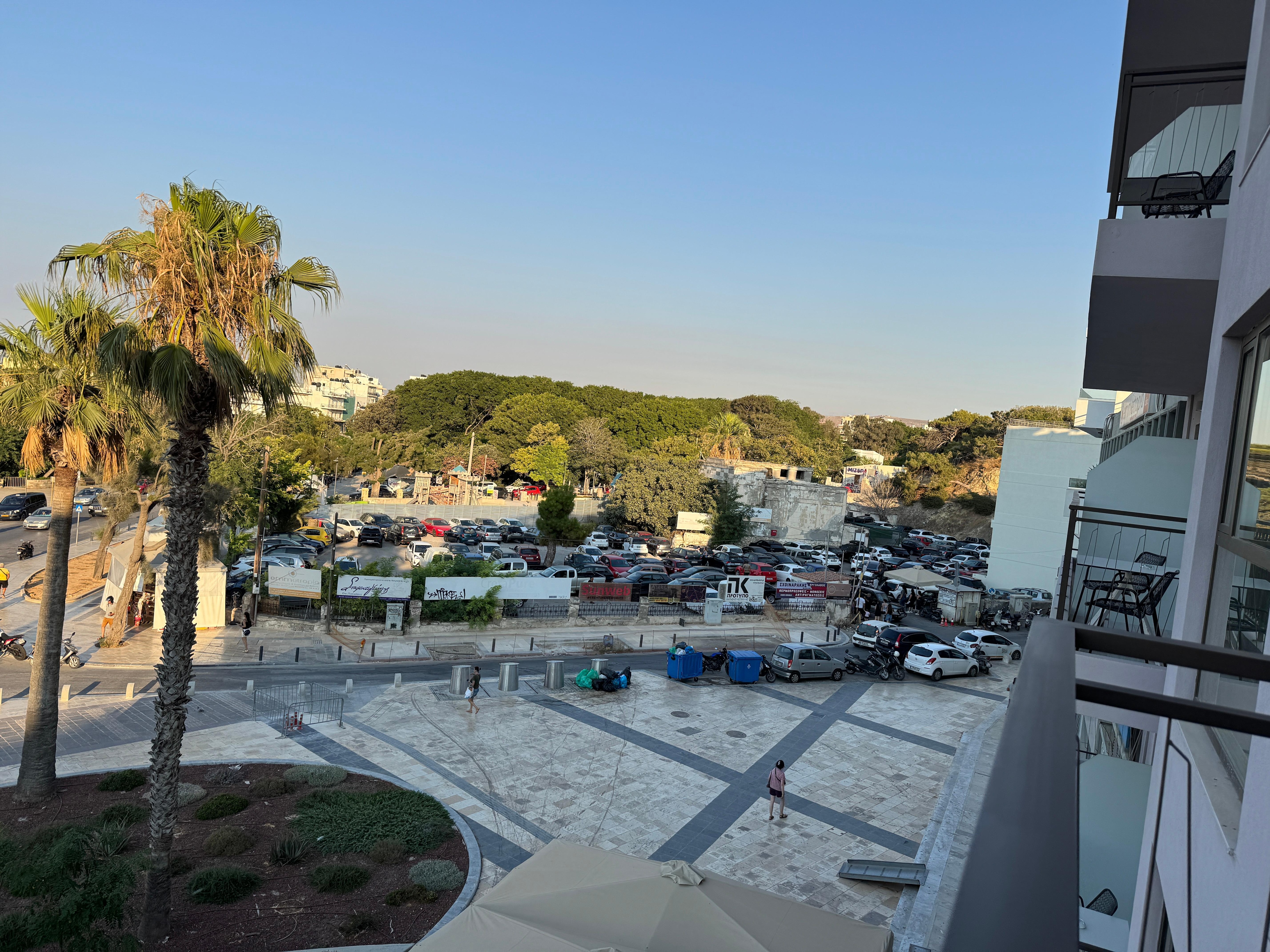 Ausblick auf die baustelle und die Strasse 